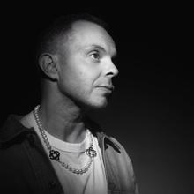 Uniikki, Diandra: Harmaampii (feat. Diandra)